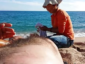 Une ado porno fraîch ...