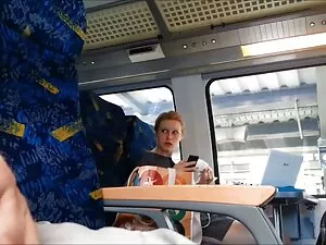 Anal amateur regarde ...