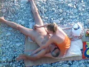 Sexy Fox baise la ch ...