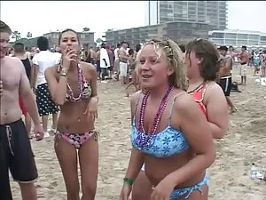 Magnifique déesse la ...